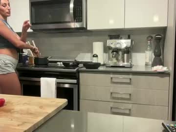 camiliakxoxo's chat room