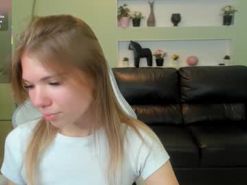 michafox's chat room