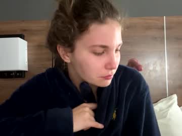 deepthroatqueen33's chat room