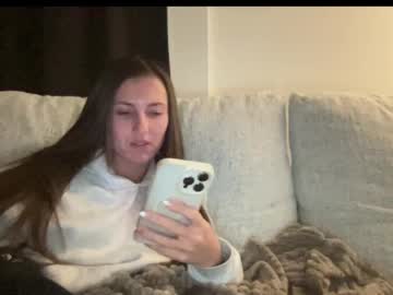 laylahlaylah1's chat room