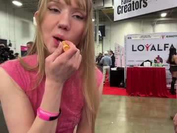 eve003300's chat room