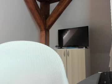 adventurina's chat room