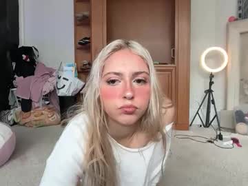 kateharperr's chat room