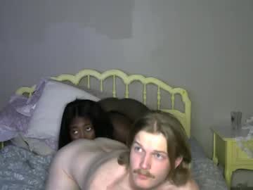 midnight_and_ivory's chat room