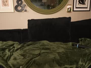 livanddrew's chat room