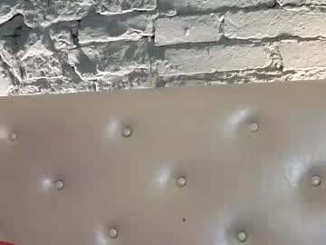 vixvixenn's chat room