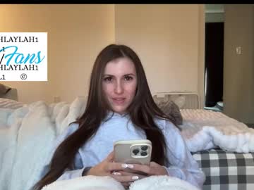 laylahlaylah1's chat room