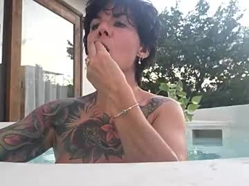 _frankie_rivers's chat room