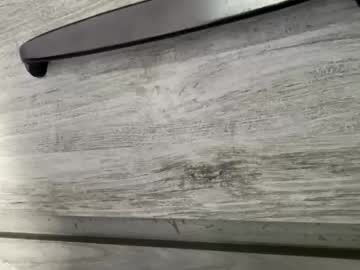 cumguzzlingskank's chat room