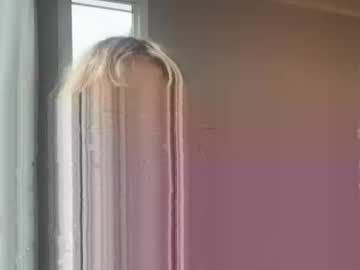 lilybrown07's chat room