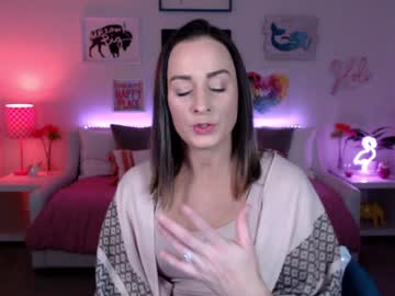 holihurricane's chat room