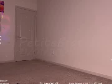 petitebrat's chat room