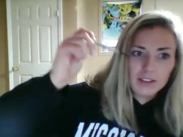 bubblesxxx615xxx601's chat room