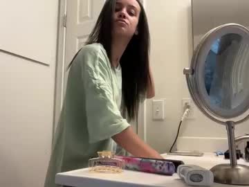 briannay0unggg's chat room