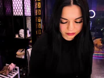 alma_pearl's chat room