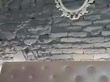 vixvixenn's chat room