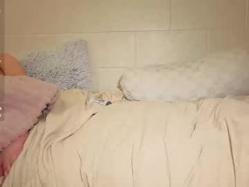 cutieeeva's chat room