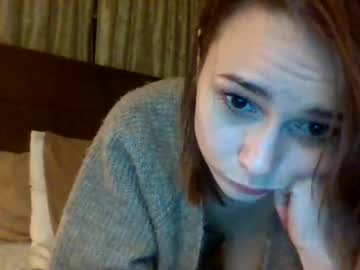 xxlily_monroexx's chat room