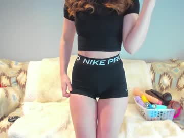 eatmygingersnapps's chat room