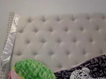 pretty_girl828687's chat room