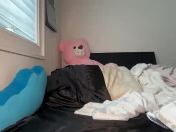 lunarose17's chat room