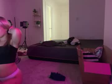 clairewalkerrr's chat room