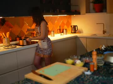 newchloe18's chat room