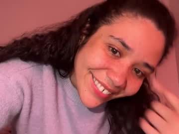 kissandcurrency's chat room