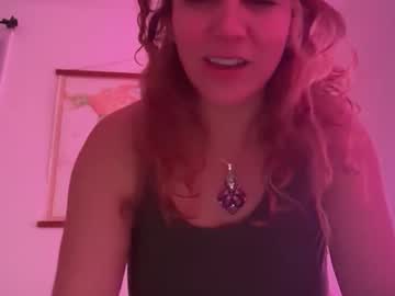 velvet81611's chat room