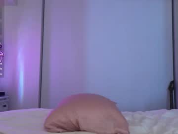 valerie_james3's chat room