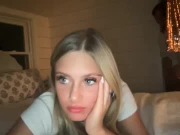 carlybora's chat room