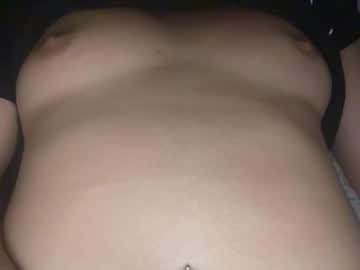 publicuniversalpussy's chat room