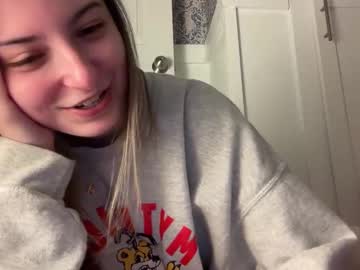 fantasyella's chat room