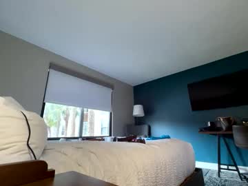 candyclaws05's chat room