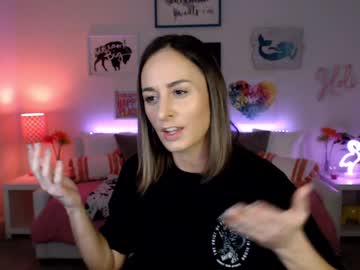 holihurricane's chat room