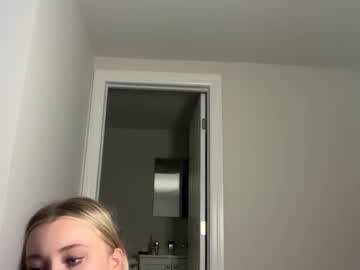 lanademira's chat room