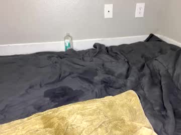 angelsosweeeet's chat room