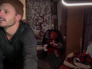 straightishd's chat room