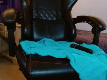 jtripled's chat room