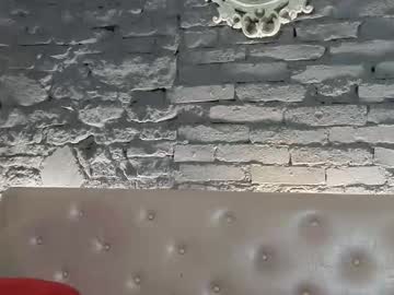 vixvixenn's chat room