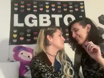 quickandcurious's chat room