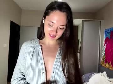 lunarameli's chat room