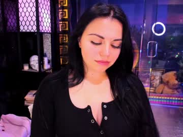 alma_pearl's chat room