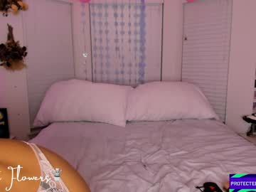 violetttflowers's chat room