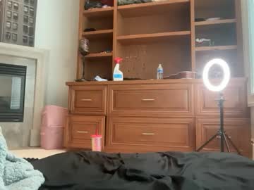 lilybrown07's chat room