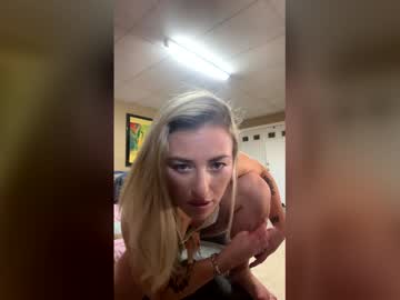 bubblesxxx615xxx601's chat room