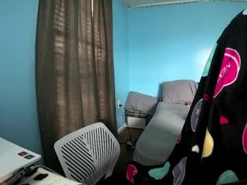 dadwouldbeproud1's chat room