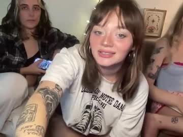 lill_daddysgirl's chat room