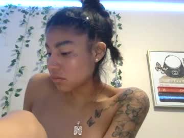 pretty_girl828687's chat room