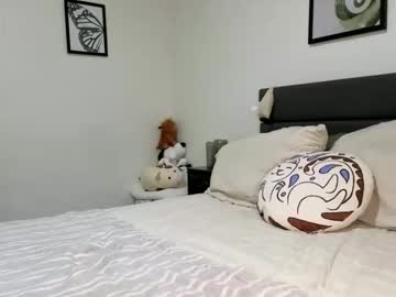 scarletterose_504259's chat room